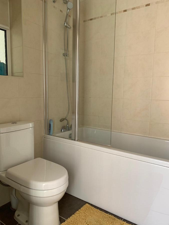 Private Room & Lounge In Town Centre With Parking Stratford-upon-Avon Exterior foto